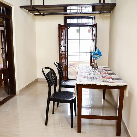 Bobbys Corner Apartment Alappuzha Exterior photo