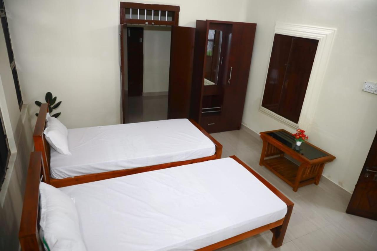 Bobbys Corner Apartment Alappuzha Exterior photo