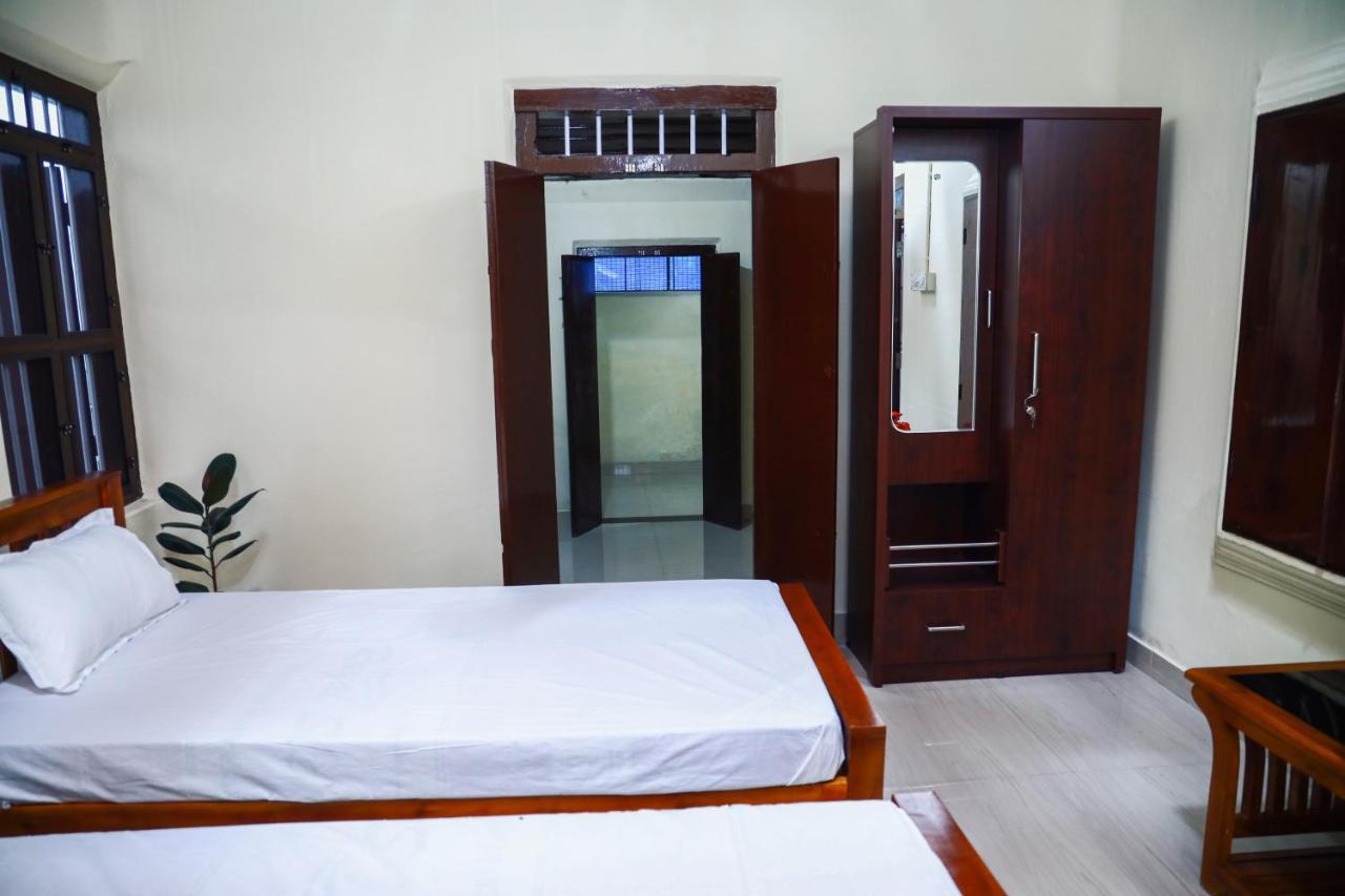 Bobbys Corner Apartment Alappuzha Exterior photo