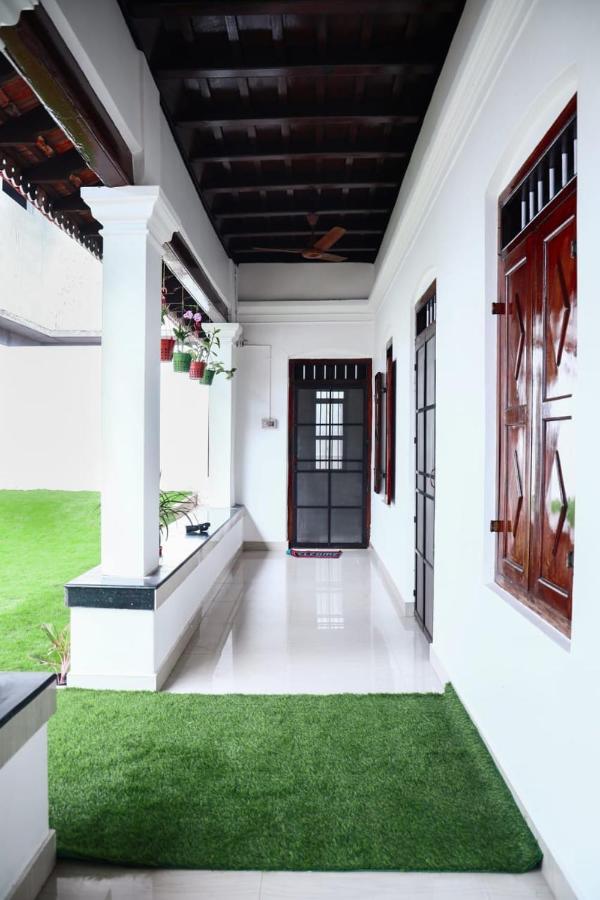 Bobbys Corner Apartment Alappuzha Exterior photo